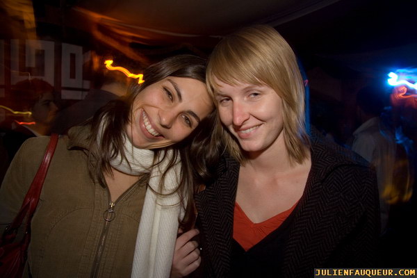 Zane Lowe Home Taping Tour, Simian Mobile Disco, Fez Club