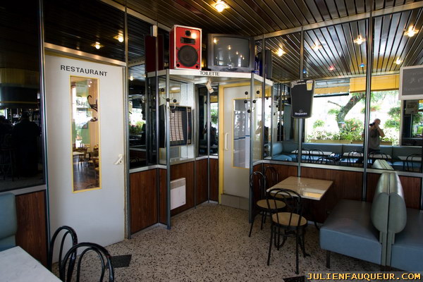 Le bar-restaurant