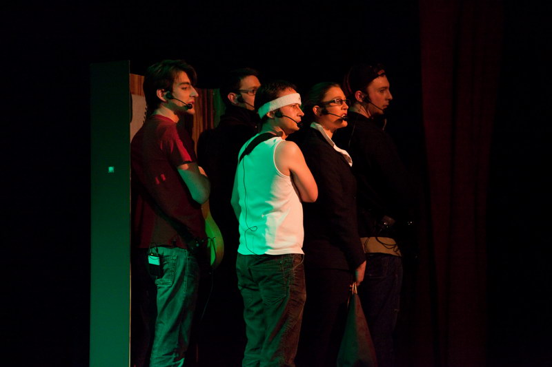 [IMG_2671.JPG] Alibi Alleluia - la representation - Theatre de la Reine Blanche