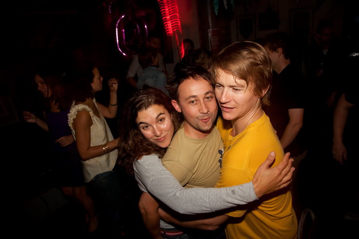 [IMG_5424.JPG] kyla's 30th at pure groove's