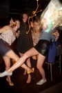 [IMG_5319.JPG] kyla's 30th at pure groove's