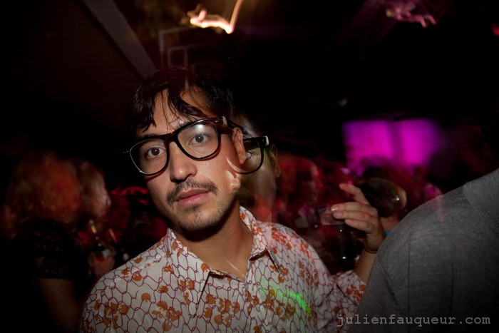 [IMG_6665.JPG] lowlife halloween party 2009 - corsica studios