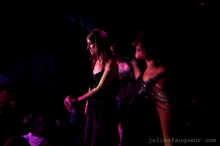 [IMG_6731.JPG] lowlife halloween party 2009 - corsica studios