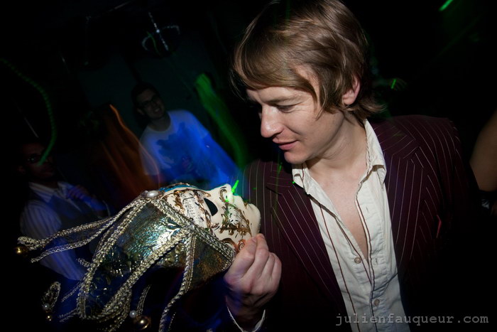[IMG_6828.JPG] lowlife halloween party 2009 - corsica studios