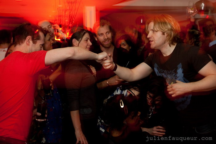 [IMG_8061.JPG] electric house - valentine's party