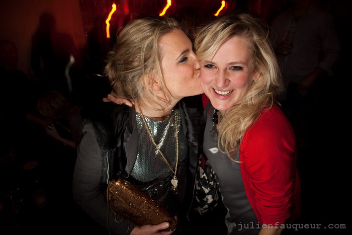 [IMG_8101.JPG] electric house - valentine's party
