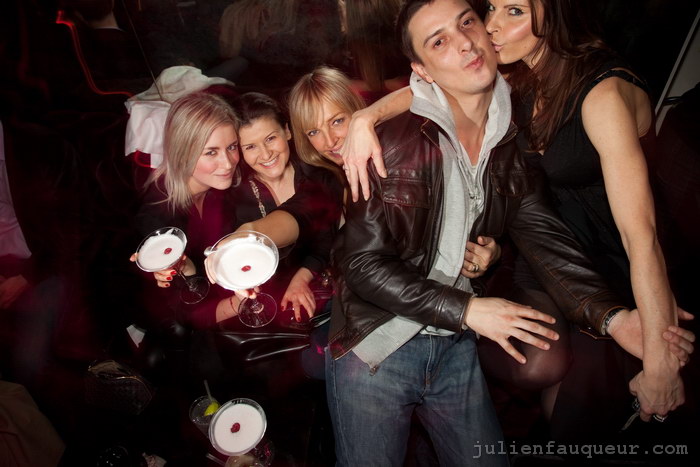 [IMG_8147.JPG] electric house - valentine's party