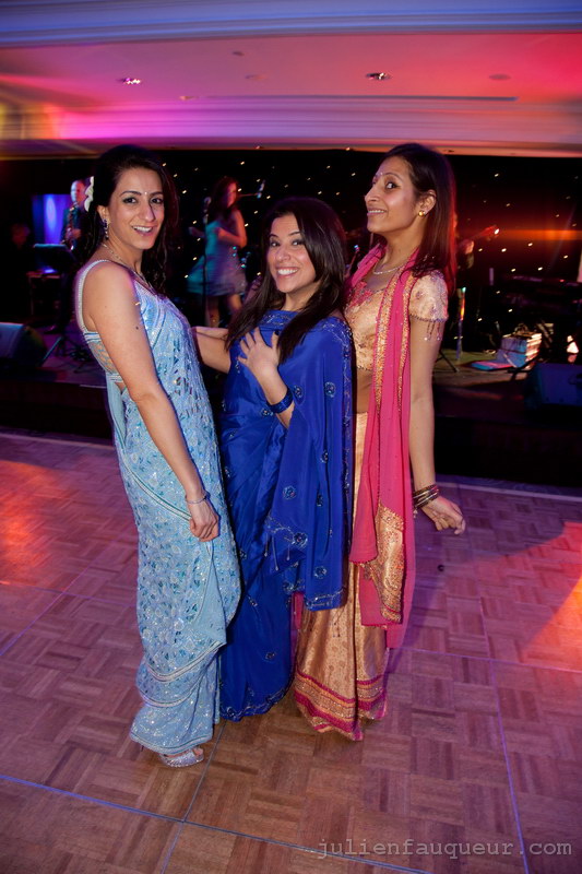 [IMG_9001.JPG] priya and bayju's wedding 2/2 