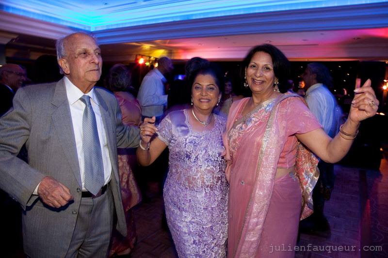 [IMG_9034.JPG] priya and bayju's wedding 2/2 